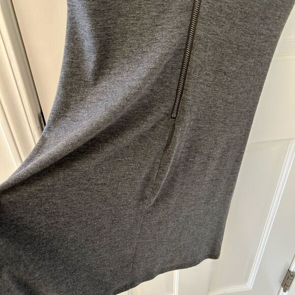 Laundry by Shelli Segal Beaded Gray Ruched Jersey Cocktail Dress - Size 8 - Picture 7 of 11